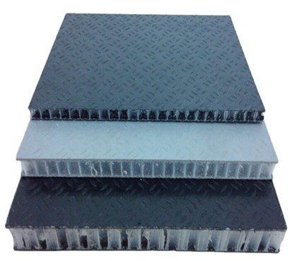 Painéal Ilchodach Alúmanam Do Carbhán